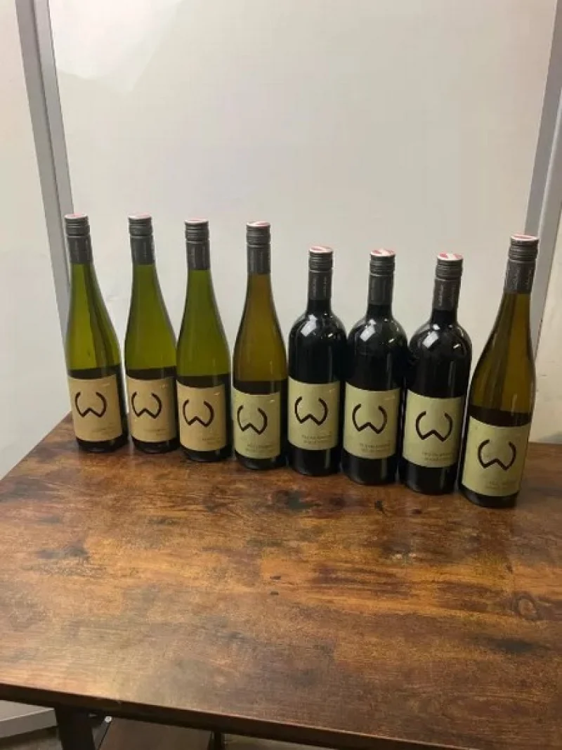 JPS Chartered Surveyors - Mixed Alcohol Alcohol | Wines | Spirits | Prosecco & More - Auction Image 1
