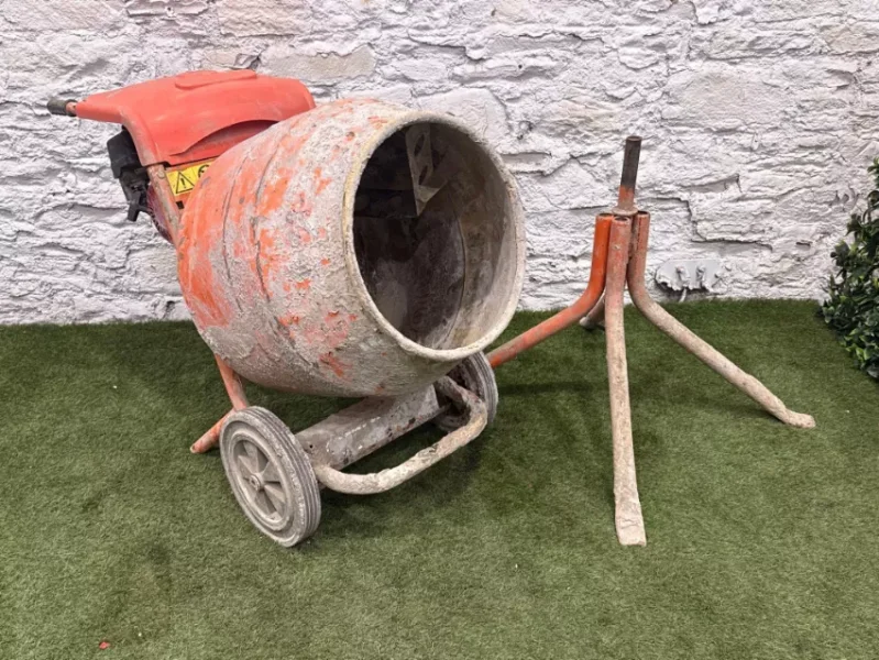 Gavel Auctioneers Ltd - Construction Equipment Formally Operated by a National Tool Hire Company at Auction - Auction Image 6