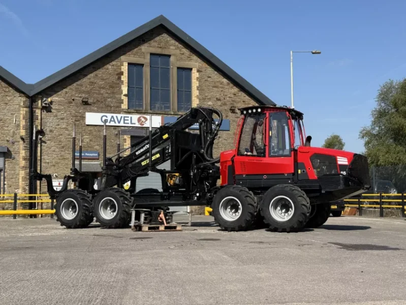 Gavel Auctioneers Ltd - Online Auction - 2025 Komat'su 855 Compact Forwarder, Hours: 570 - Auction Image 1
