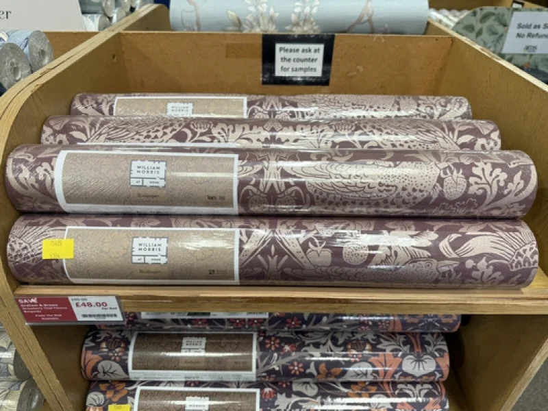 AMS - Extensive Selection of Wallpaper at Auction - Auction Image 5