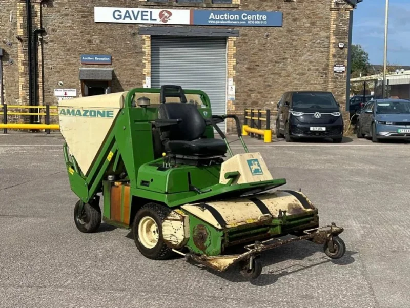 Gavel Auctioneers Ltd - Unreserved Auction - The Assets of a Landscape Gardening Company - Auction Image 2