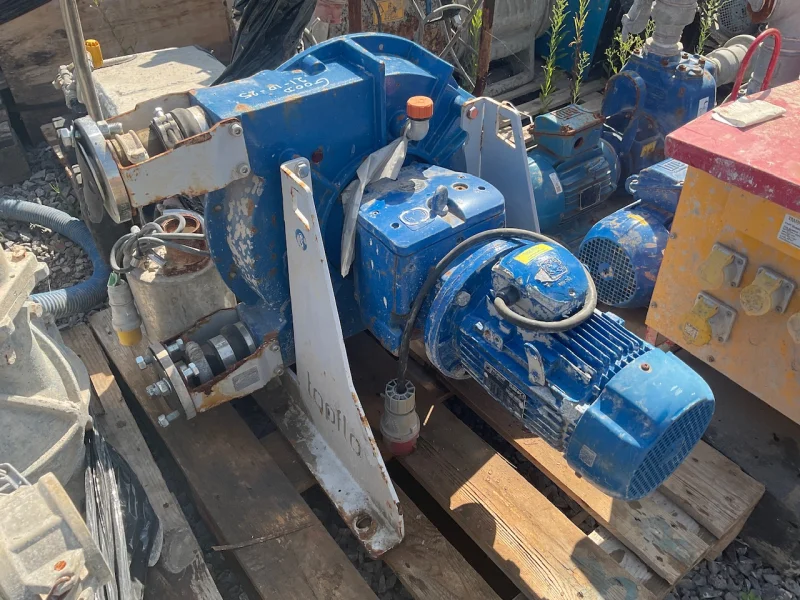 BPI - Site Equipment Auction on behalf of International Construction Company to include Staines Trailer, Site Cabins, Turnstiles & more - Auction Image 3