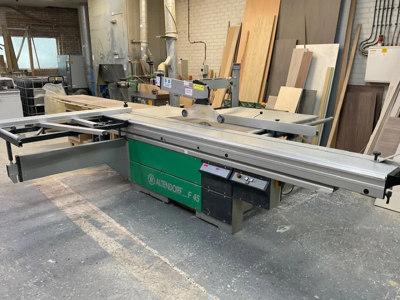 BPI - Contents of Kitchen Manufacturer to include CNC Machine, Panel Saw, Edgebander, Spindle Moulder, Paint Spray Booth & more at Auction - Auction Image 3