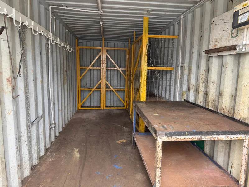 Pinder Asset Solutions Ltd - 15 Shipping Containers, Container Site Cabins, 11 Generators and Ingersoll Rand Compressors at Auction - Auction Image 7