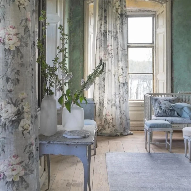 In2Corporate Ltd - Premium Upholstery Fabrics and Leather Hides from Major UK Furniture Distributors - Auction Image 2