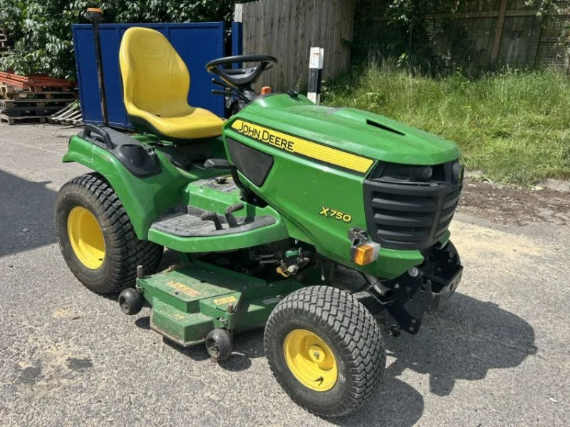 JPS Chartered Surveyors - Plant Auction | Hitachi Mini Excavator | Ride-on Tractor/Mowers | Jungheinrich Order Pickers | Forklifts | Crown Bay Picker | Genie Scissor Lift - Auction Image 2