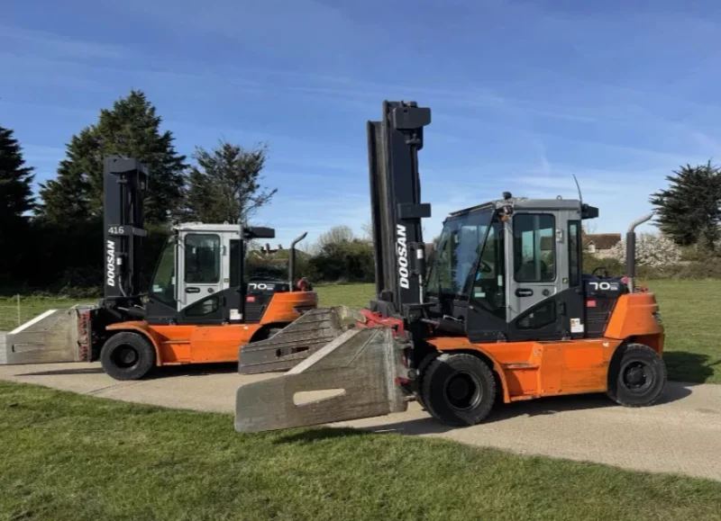 Universal Auctions Group Ltd - Massive Multi-Lot Auction; Ex-Fleet Vans, Agri, Construction & Heavy Plant Machinery And Much More! - Auction Image 1