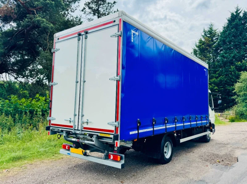 BPI Auctions - Online Auction - New DAF LF FA 180 7.5t Curtain Sided Trucks with Tail-Lifts - Auction Image 2