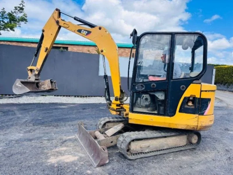 Universal Auctions Group Ltd - New Weekly Vehicles, Plant & Machinery Online Auction, Weekly Sale 2 of 2 - Auction Image 8