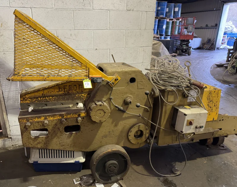 Pinder Asset Solutions Ltd - 9 Electric Forklift and Reach Trucks 1.5t to 5.5t, CAT TH82 Telehandler, Pallet Trucks, Tipping Skips, Bunded Drum Stores, Le Fort Shear all at Auction - Auction Image 4