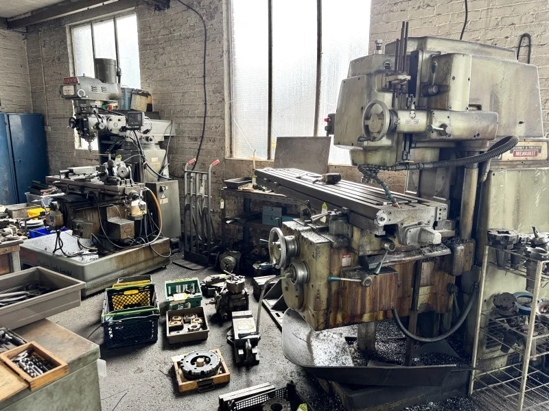 Pinder Asset Solutions Ltd - Over 800 Lots of Engineering Machine Tools, Tooling, Consumables, Compressors, and Containers from a Deceased Estate - Auction Image 1
