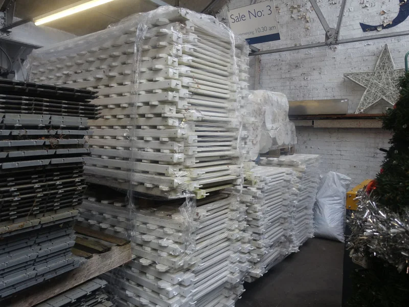 W & H Peacock - Ex Event Hire Kit, Display Props, Audio Visual Equipment and Vehicles - Auction Image 4