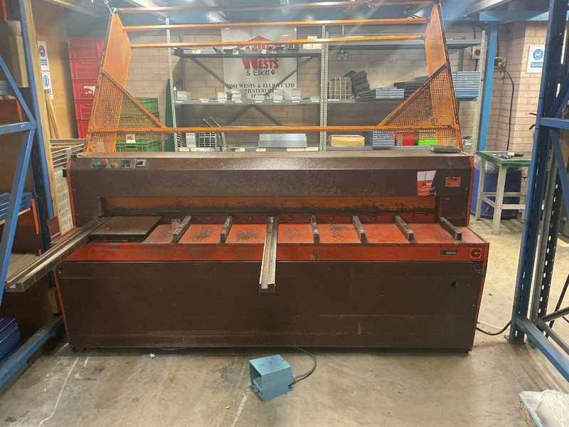 BPI Auctions - Traditional Metalworking Equipment, Pallet Racking, Warehouse Equipment & Residual Retail Stock at Auction - Auction Image 2