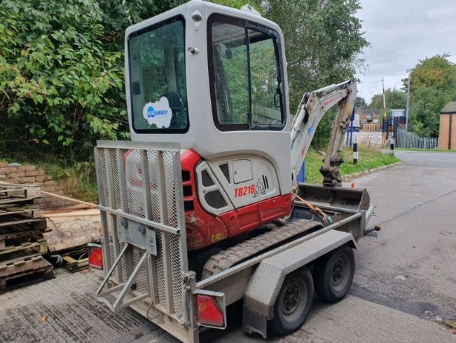 JPS Chartered Surveyors - Takeuchi TB216 Mini Excavator with Indespension Plant Trailer Auction - Auction Image 2