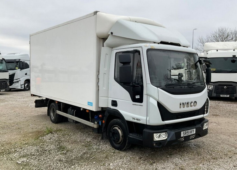 BPI Auctions - 2019 - 2017 Iveco Commercial Vehicles Auction - Auction Image 2