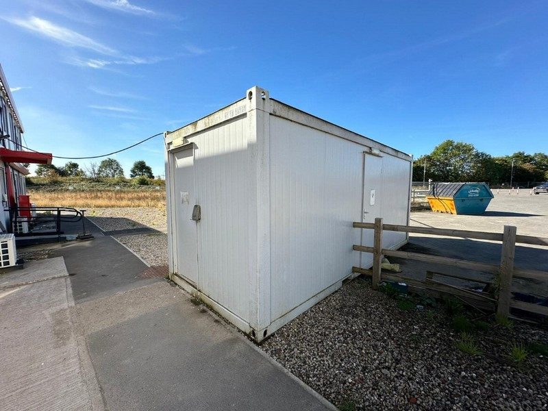 BPI Auctions - Modular Buildings, Site Entrance Turnstiles, Building Materials & more at Auction - Auction Image 3