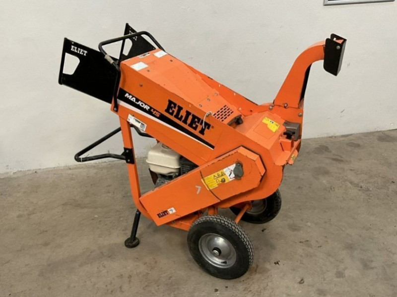 Mid Ulster Auctions Ltd - Tooling Auction to include: Compactor Baler, Cement Mixer, Screw Compressor, Table Saw, Compaction Plate & Much More - Auction Image 7