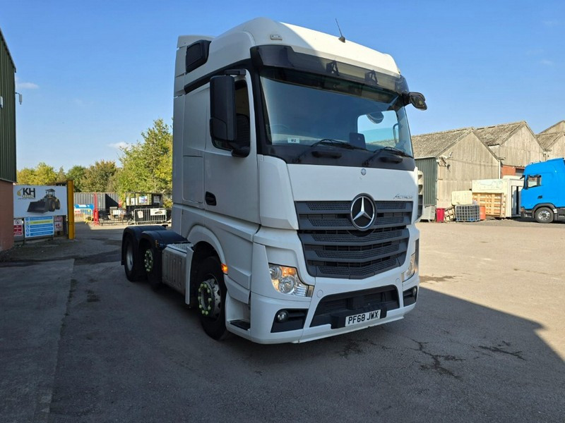 BPI Auctions - End of Lease Mercedes, MAN & DAF Commercial Vehicles to include Tractor Units & Box Vans at Auction - Auction Image 1