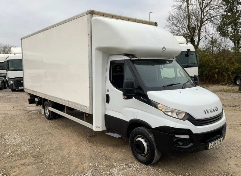 BPI Auctions - 2019 - 2017 Iveco Commercial Vehicles Auction - Auction Image 4