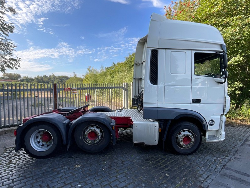 BPI Auctions - 2019 DAF XF 480 Super Space Tractor Units Auction - Auction Image 2