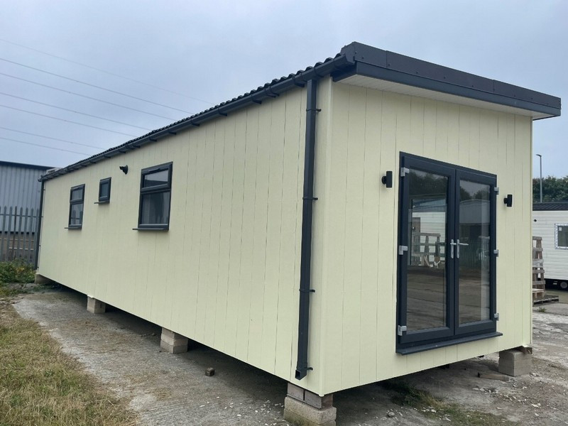 BPI Auctions - 40ft x 13ft Single Chassis Luxury Modular Holiday Lodge Auction - Auction Image 1