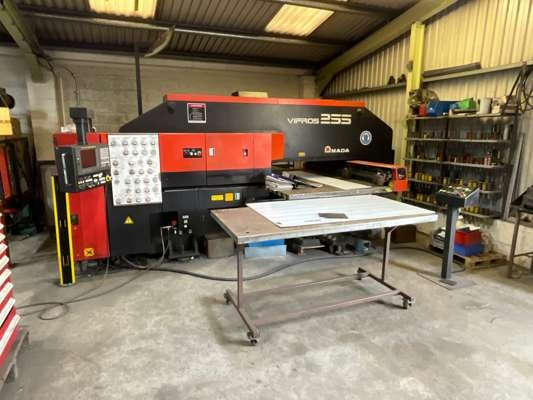BPI Auctions - Entire Contents of Sheet Metal Contractor to include Machinery, Forklift Truck, Welding Equipment, Tools & More at Auction - Auction Image 2