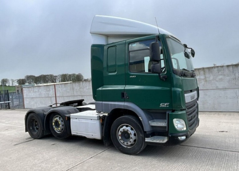 Mid Ulster Auctions Ltd - Vans, Cars, HGVs at Auction to include Tractor Units, Dropside Lorrys, Road Sweeper & more - Auction Image 5