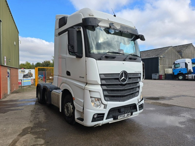 BPI Auctions - End of Lease Mercedes, MAN & DAF Commercial Vehicles to include Tractor Units & Box Vans at Auction - Auction Image 4