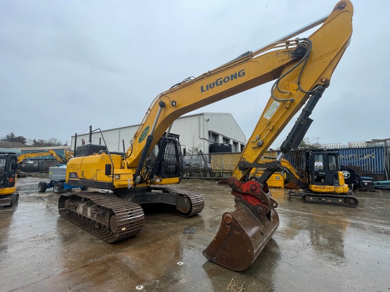 Gordon Brothers - Liugong Excavators, Vehicles, Welfare Trailers & Demolition Equipment - Auction Image 1