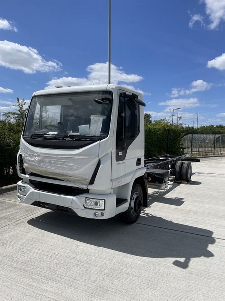 Hilco Global Europe - New, Unregistered & Low Mileage Hybrid, Diesel, Electric & Glider Commercial Vehicles Auction - Auction Image 3