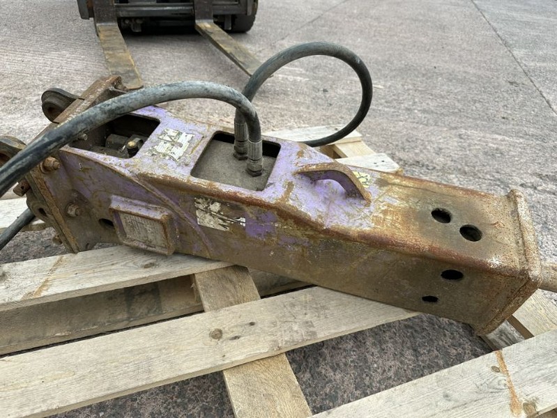 Kubota U203EU Excavator, Breaker & Plant Trailer Gavel Auctioneers and Valuers Auction News