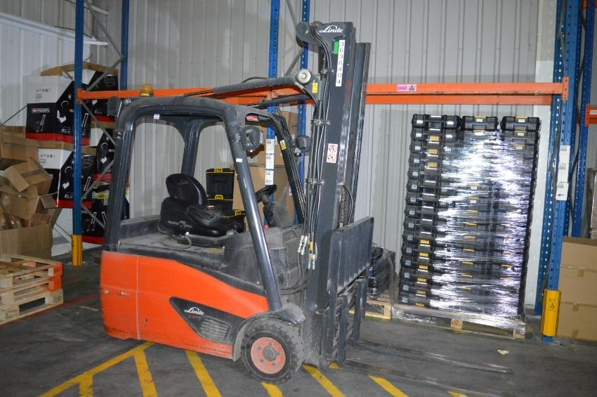 Gilbert Baitson - Power & Cordless Tools, Forklift Truck, Pallet Racking & More at Auction - Auction Image 7