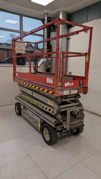 Hilco Global Europe - Leeds - EV Vehicle Motor Manufacturing Facility, Research, Test and Development Facility & Factory Equipment Auction - Auction Image 9
