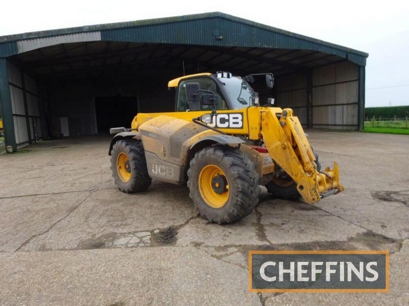 Cheffins - Agricultural Tractors, Combine Harvester, Telescopic Loader, Forklift, Implements & Machinery at Auction - Auction Image 4