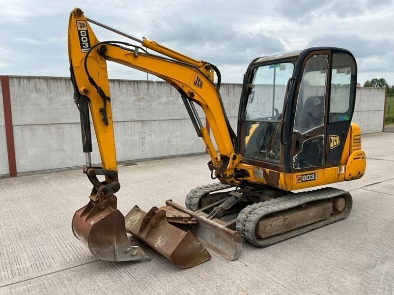 Mid Ulster Auctions Ltd - Plant & Machinery Auction to include Forklifts, Mini Digger, Concentre Batter Moulds, Trailers, Block Grab & More - Auction Image 2