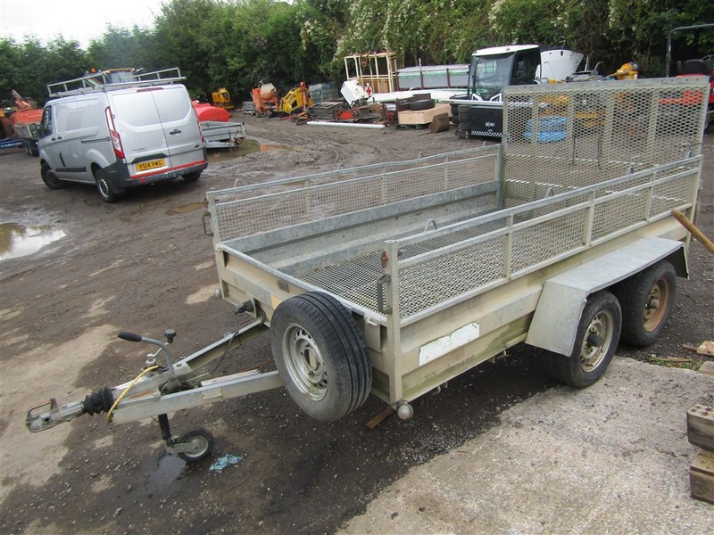 Burnley Auctioneers - Light Commercial, Cars, HGVs, Plant & Machinery & Tools Auction - Auction Image 8