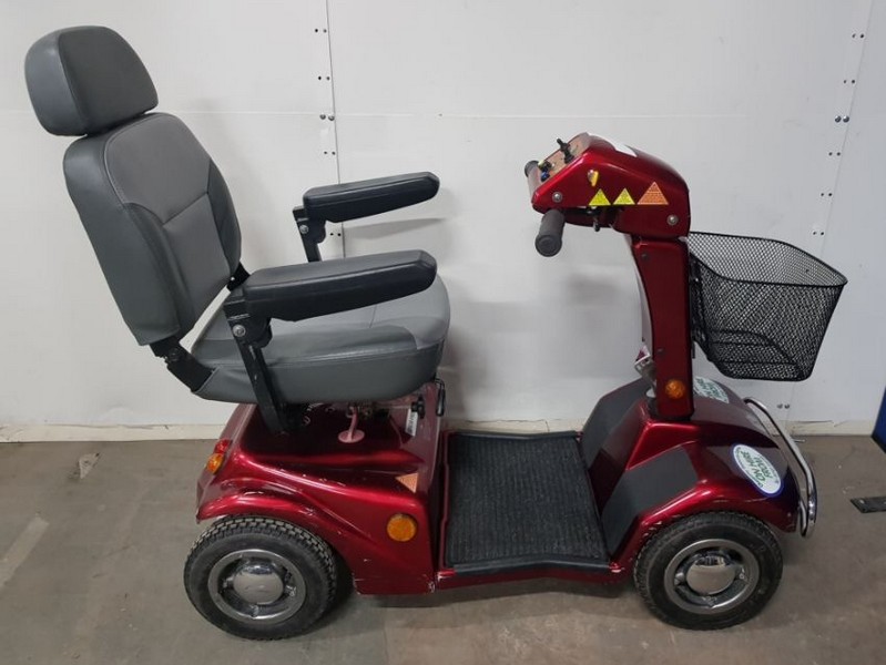 JPS Chartered Surveyors - Contents of a Disability Shop Auction - Mobility Scooters, Wheelchairs, Hoists, Rollators, Walking Aids, Adapted Seating, Pads & More - Auction Image 2