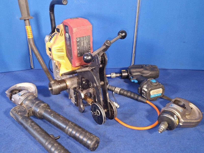 Wyles Hardy & Co - Rail Maintenance Plant, Hand Tools, Electronic Test Equipment, Mopeds & More at Auction - Auction Image 2