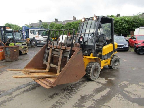 Burnley Auctioneers - Light Commercial, Cars, HGVs, Plant & Machinery & Tools Auction - Auction Image 15